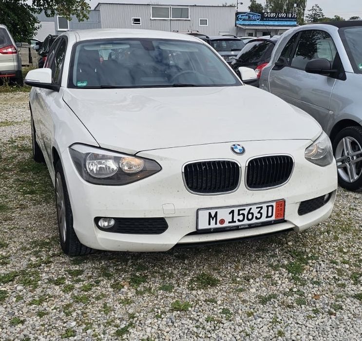 Autoturizm bmw seria 1 2013