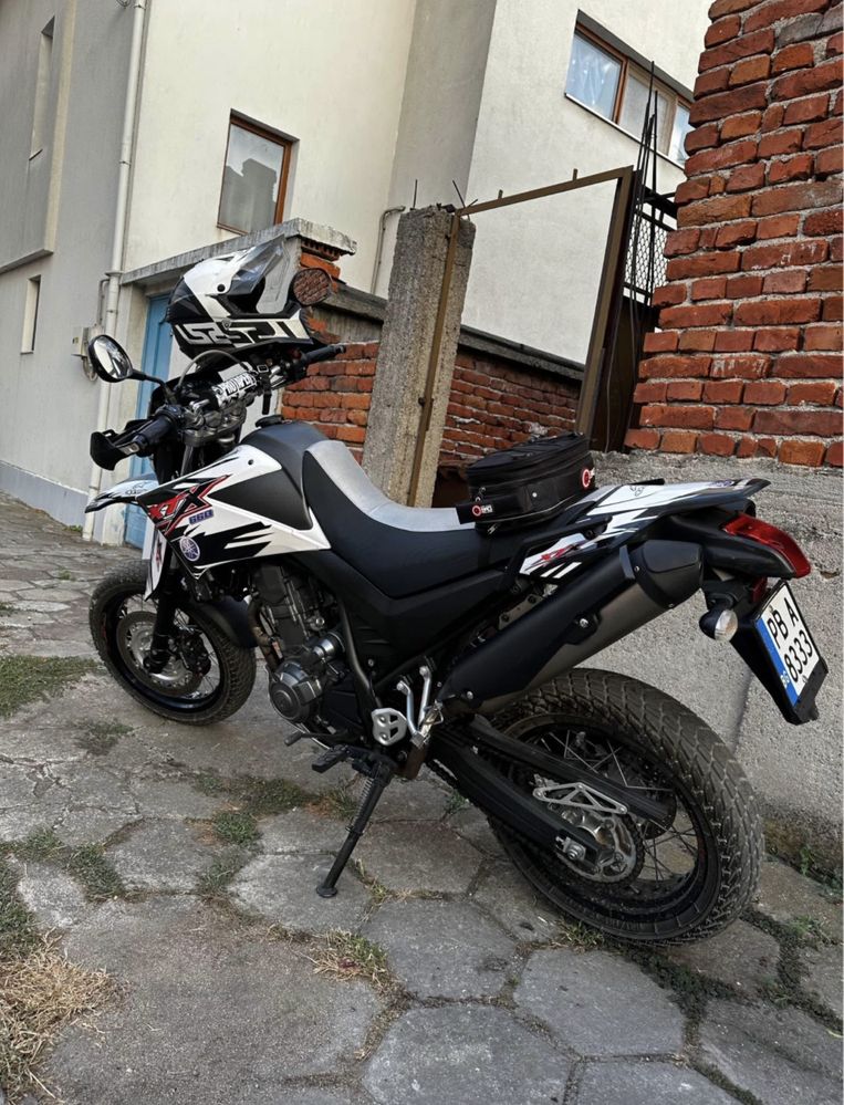 Yamaha xt660x…..