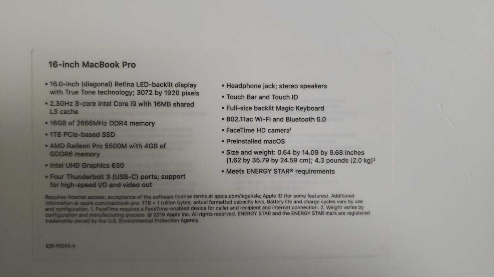 MacBook Pro  16-inch  cu Touch Bar, 2020 5000 lei, 1TB