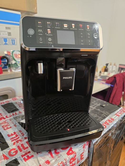 Espressor Philips seria 5500 Ep 5541.50 negru