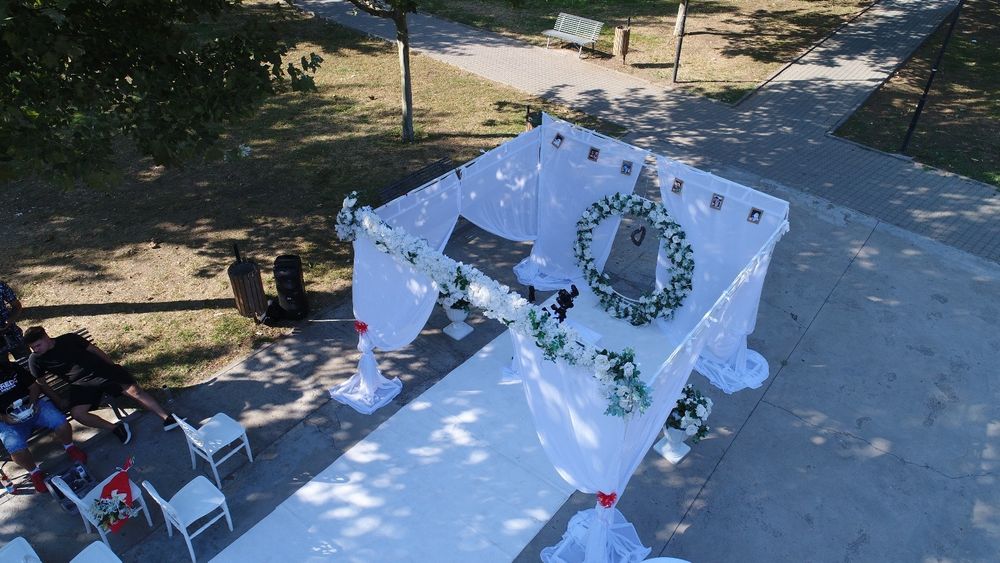 Schimb cu auto sau Vând Afacere COMPLETĂ de Evenimente – Sof Deko + Ma