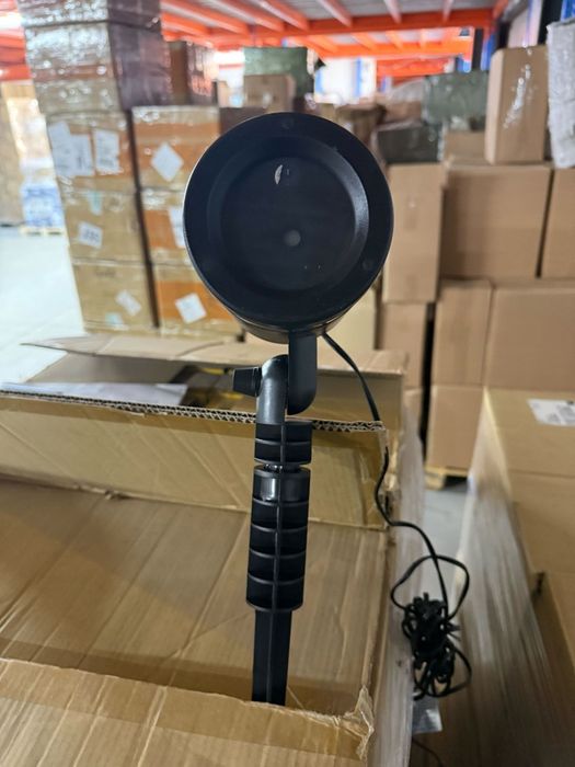 Лазерен прожектор за двор и фасада с 9 режима на светлина