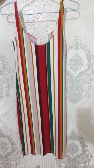 Турецкий кийимлар сотилади. Хаммаси янги. Размерлари s. m.100ming.