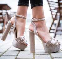 Дамски бежови сандали