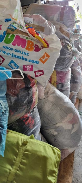 Haine second-hand - lichidare stoc