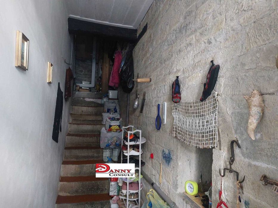 Продава се Етаж от къща в Велико Търново, Акация - 98 кв.м за 547 €/кв.м - Снимка #12