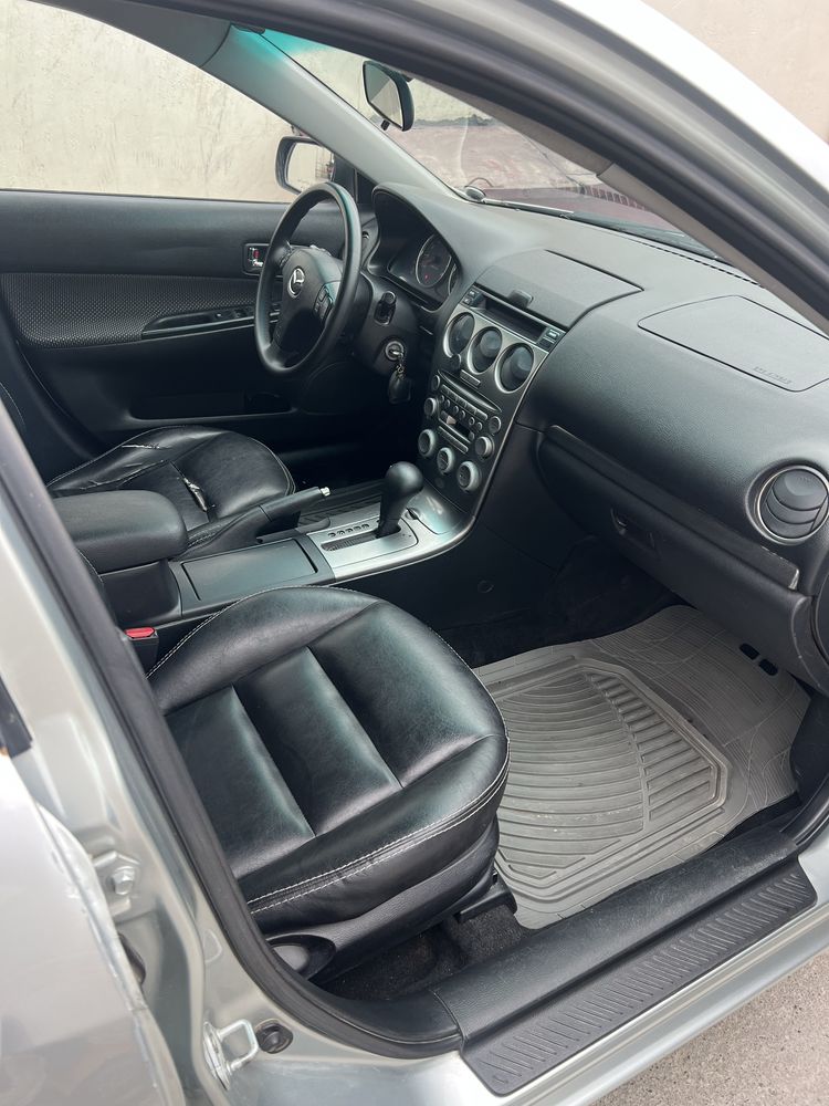 Mazda 6 2004 yil