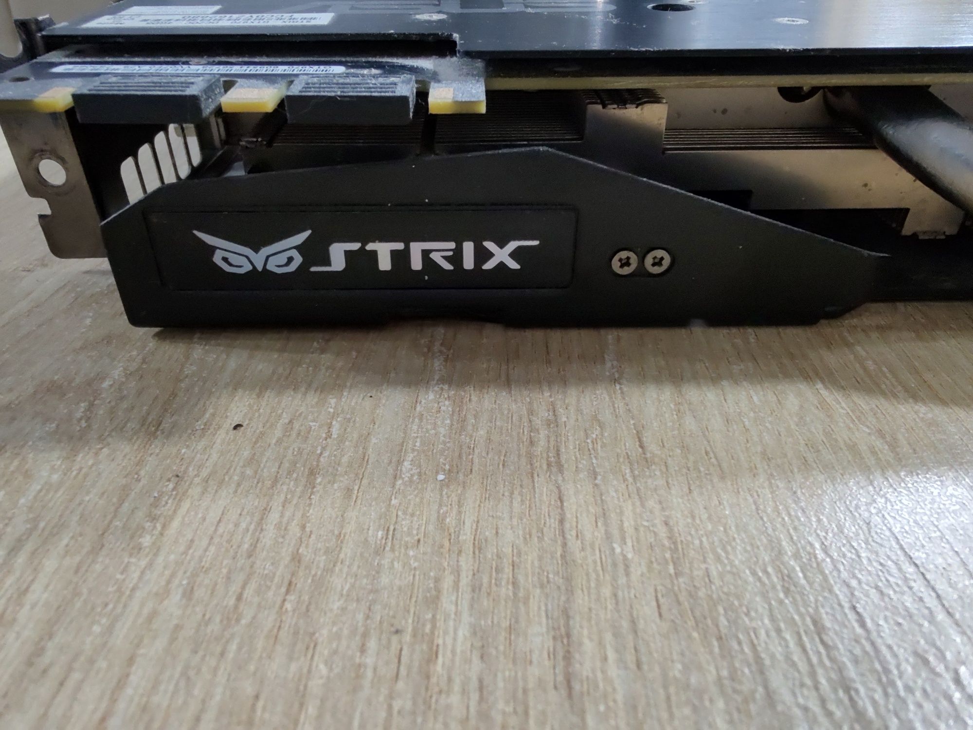 Placa Video Nvidia GTX 970 4GB Asus Strix
