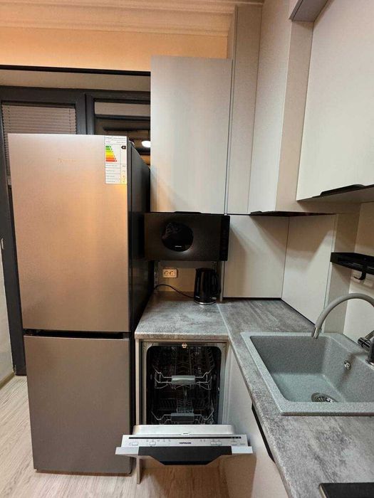 Фото реальное/CHAQAR/Дружба/Новостройка/1/8/13/Посудомойка/Гардероб