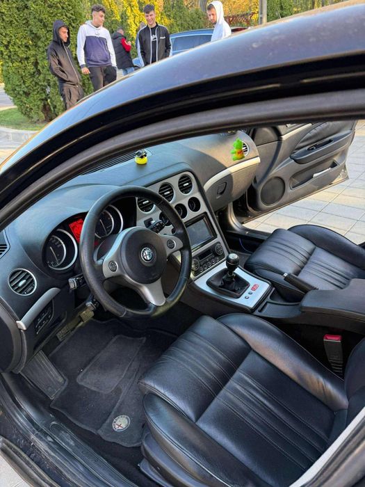 Vand sau schimb alfa romeo 159