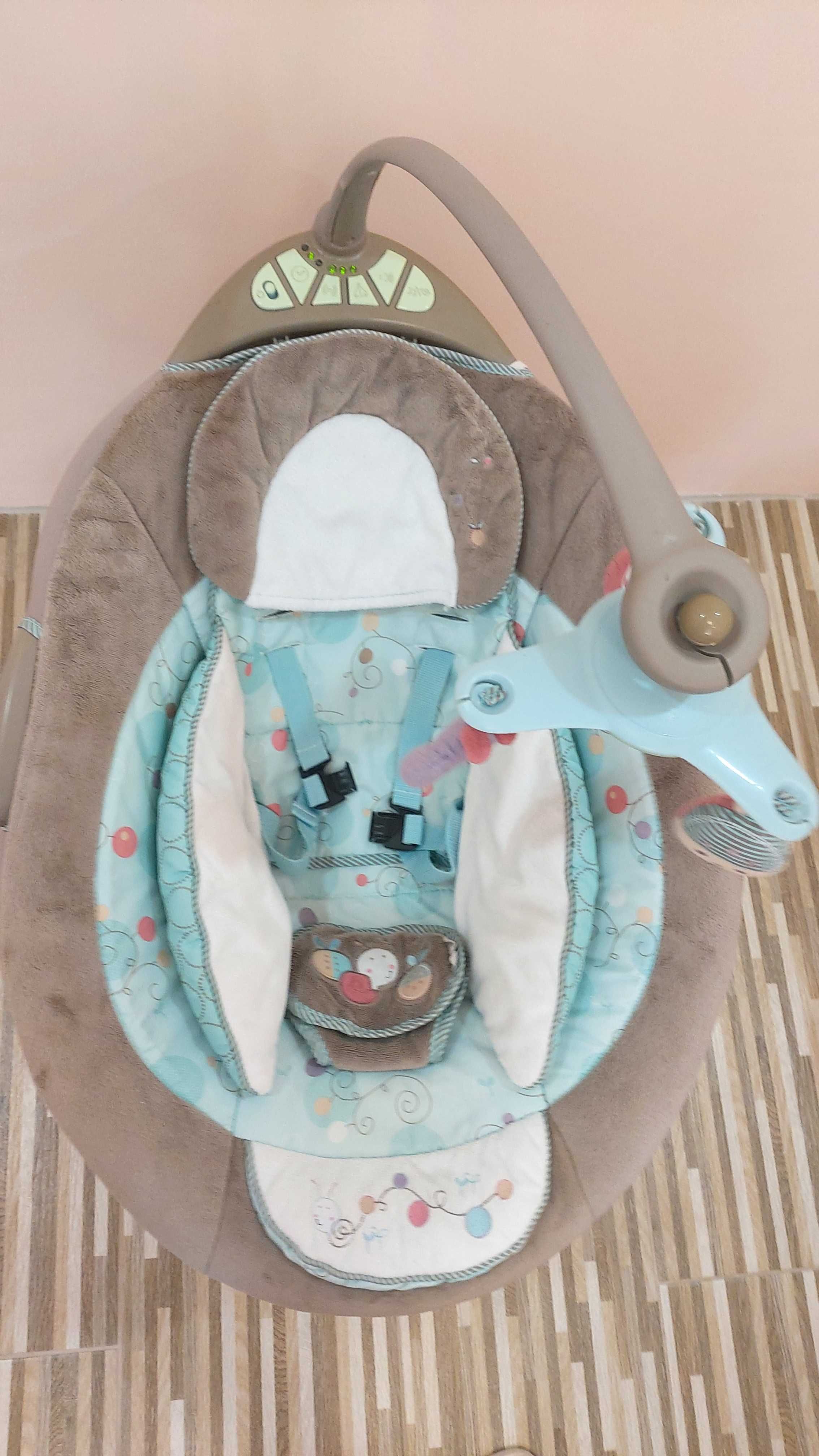 Шезлонг Люлка InGENUITY Cozy Coo Бебешка люлка, Bright Starts до 11 кг