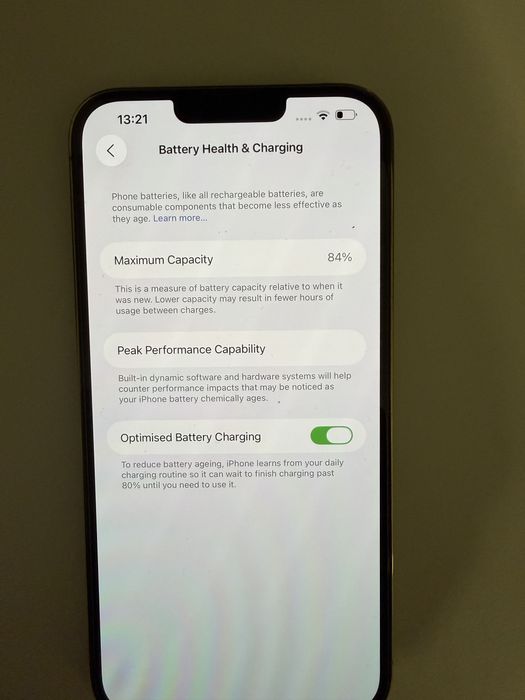 Продавам iPhone 13 pro max 256 gb