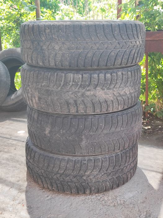 Продам Покрышки б/у