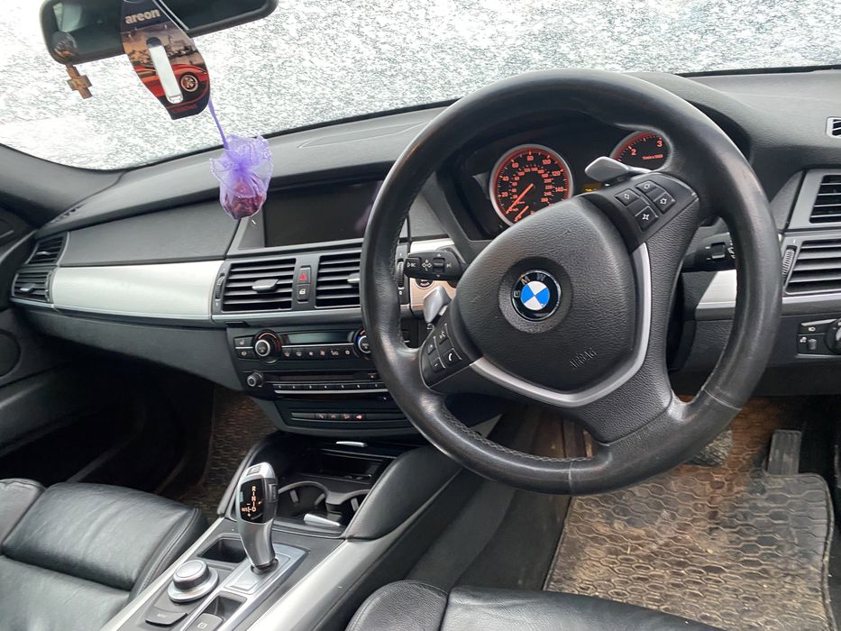 Aripă stânga față BMW X6 E71 2010
