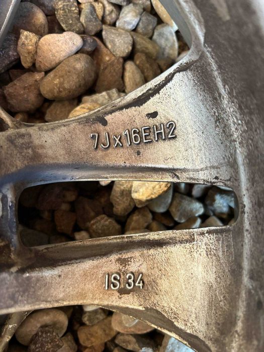 BMW джанти 16'' 5x120 Е90