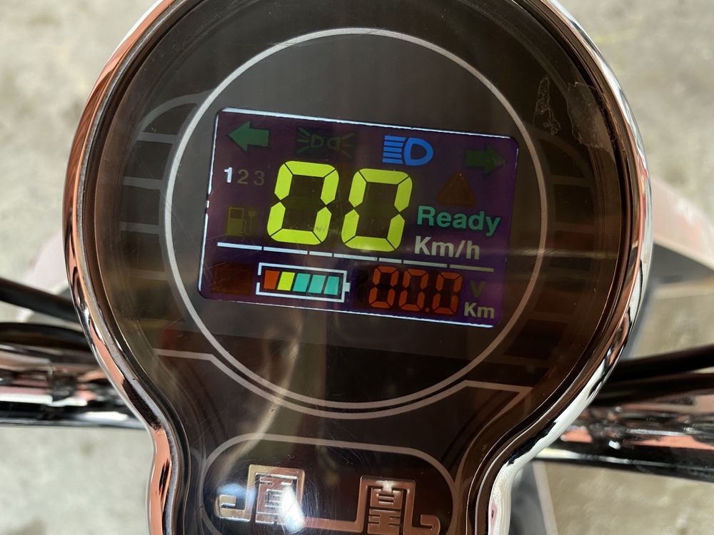 Электронный скутер PHOENİX 2020г. Без прав