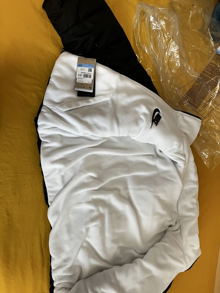 Зимно двулицево яке Nike