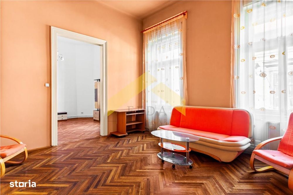 Apartament ultracentral cu 3 camere si centrala proprie