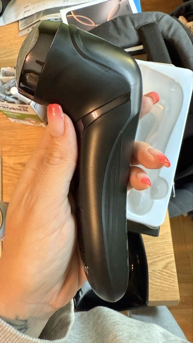 Silk’n FreshPedi – водоустойчива пила за пети с вакуум и LCD