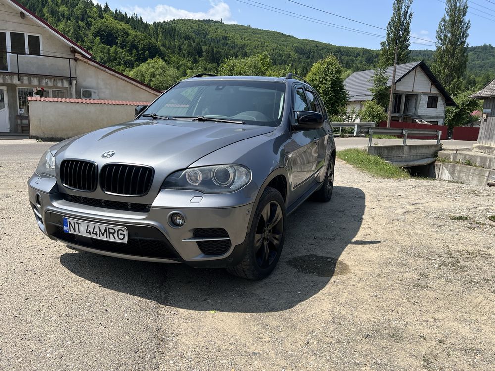 Bmw    x5.   E70