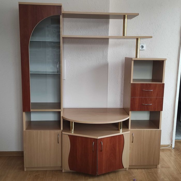 Секция за трапезария или хол