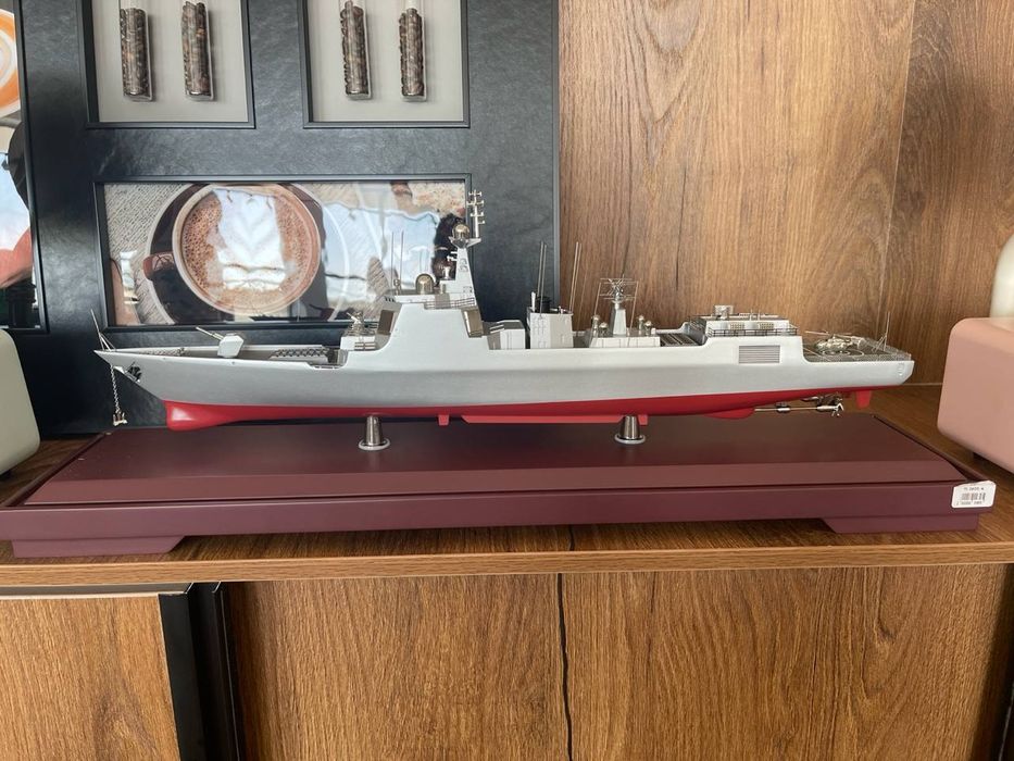 Эксклюзивное падарок Эксклюзивный подарок для начальникаКорабль из мет