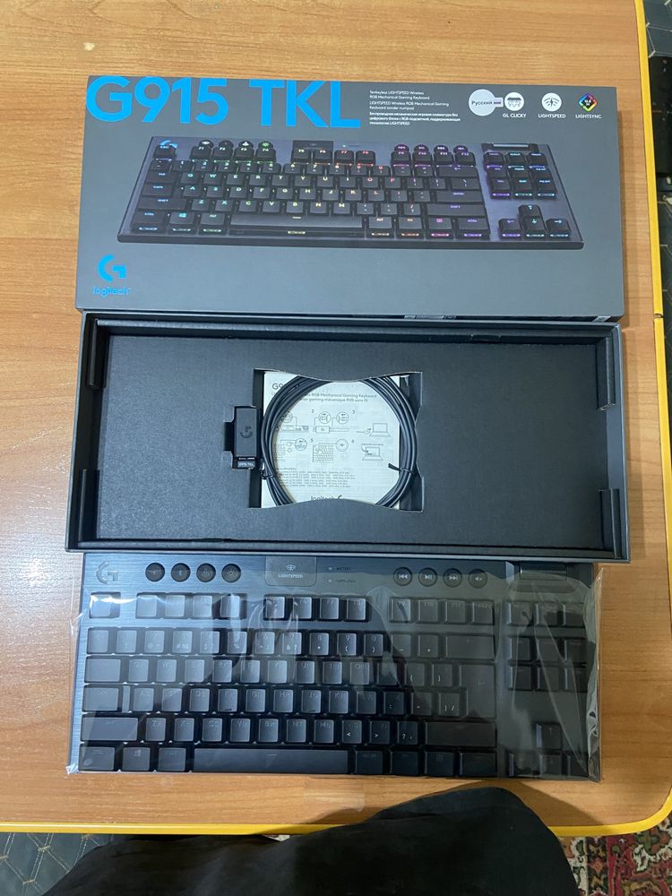 Клавиатура logitech g915 tkl новая