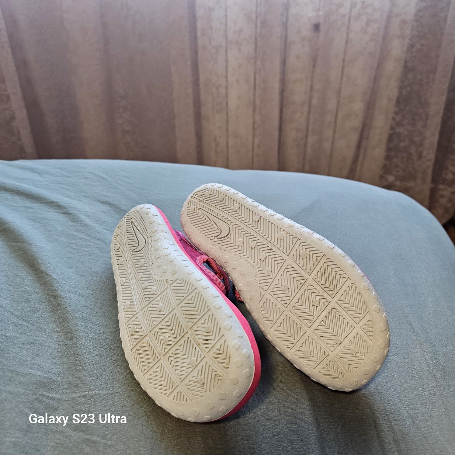 Детски сандали за момиче nike