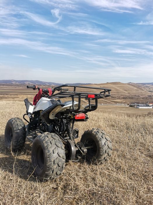 Vând atv 125 automat