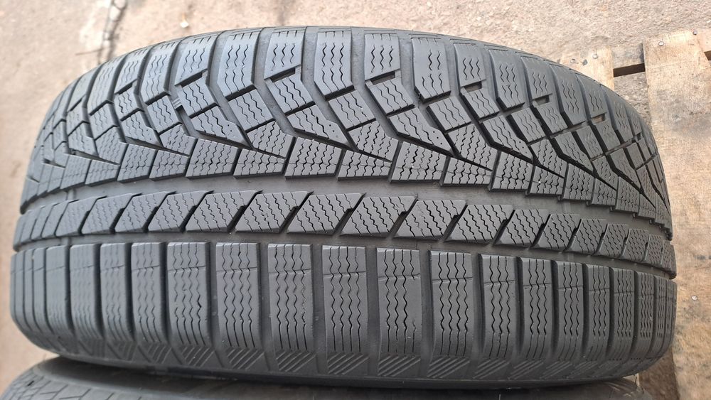 2бр. Зимни 235/55/17 Sailun ICE BLAZER