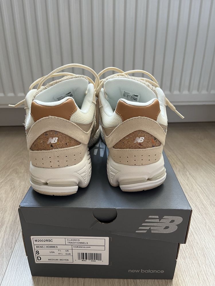 Newbalance 2002R