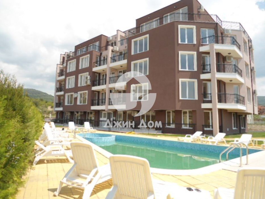 Продава се Двустаен апартамент в Свети Влас - 69 кв.м за 1124 €/кв.м - Снимка #8