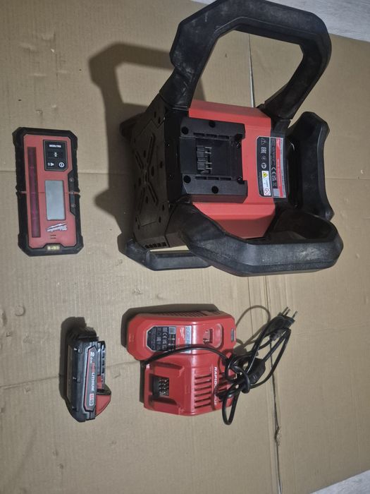 Laser rotativ milwaukee m18 rloh600