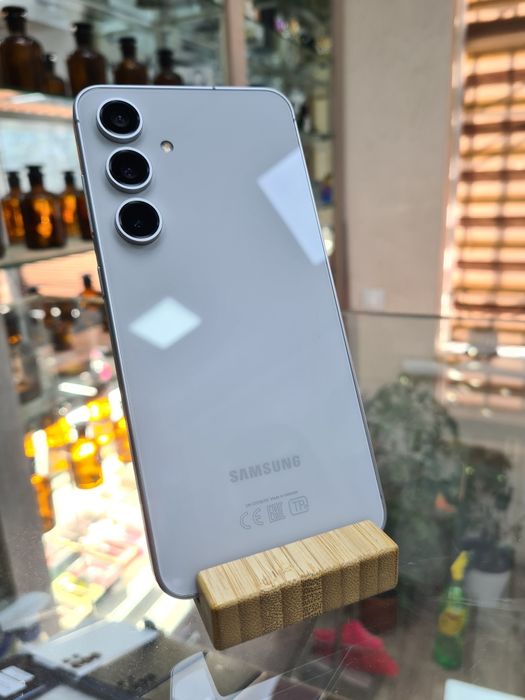 Samsung S24Fe 8/256GB