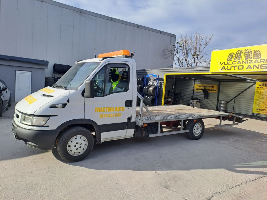 Vând platforma iveco