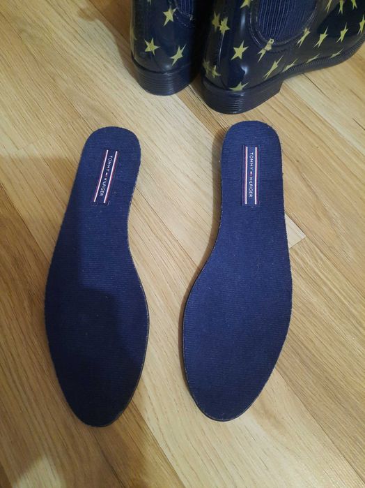 Tommy Hilfiger ghete  nr 38