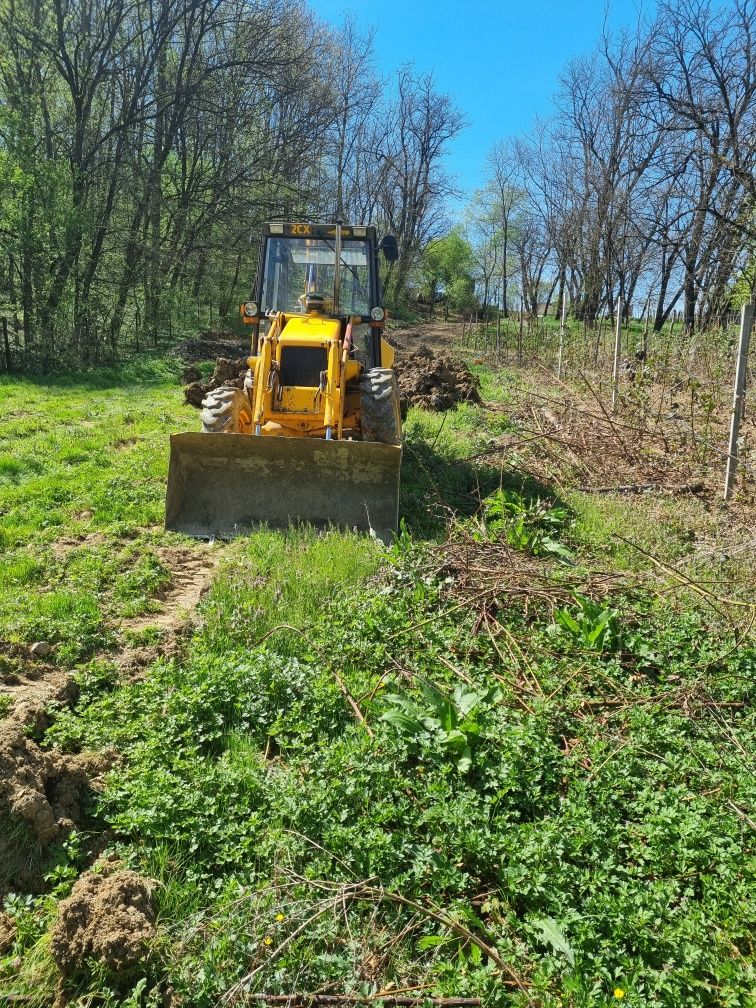 Buldoexcavator jcb 2cx