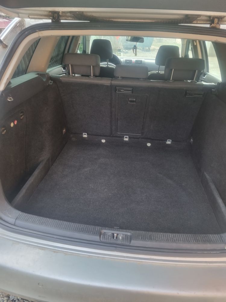 Vând VW Golf 5 Break 1.9 tdi