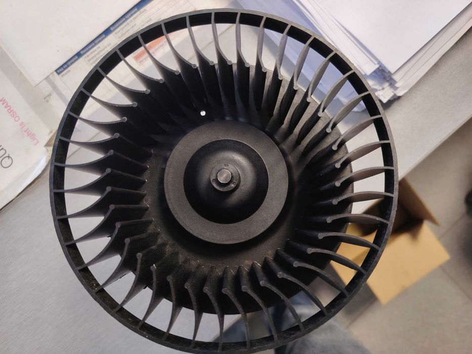 Вентилатор вътрешно пространство за BMW E46 без климатик, NRF 34084