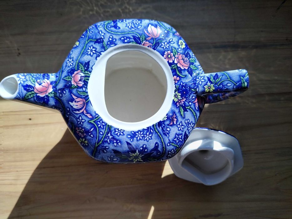 Ретро чайник на Sadler Chintz