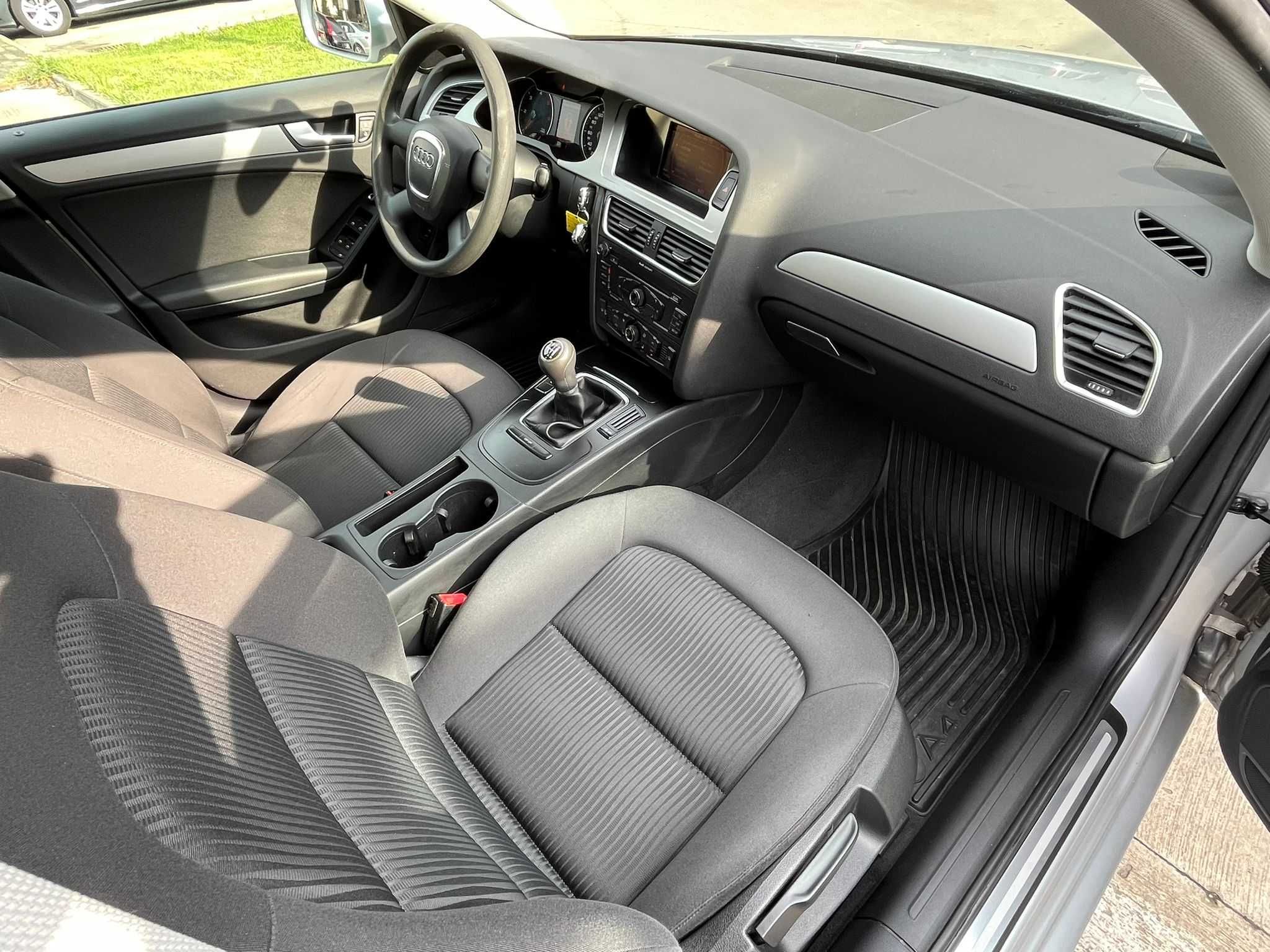 Audi A4 2.0 TDI EURO 5 Import Finantare Garantie Livrare Gratuita