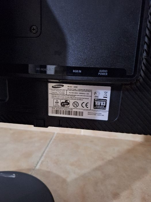 Vand monitor Samsung diagonala de 24 inch