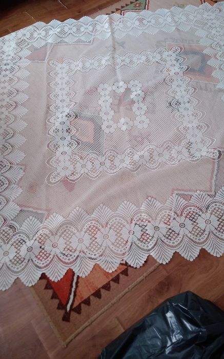 Голям лот от покривки