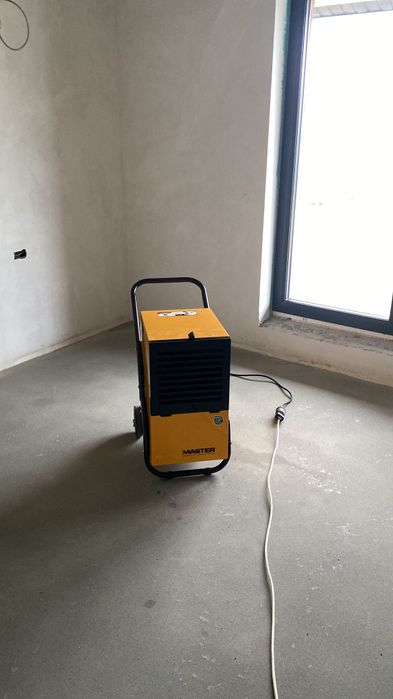 Inchiriez Dezumidificator Profesional MASTER Bucuresti Ilfov