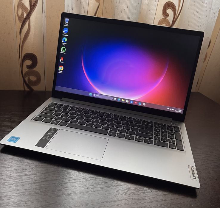 Vand Laptop Lenovo nou