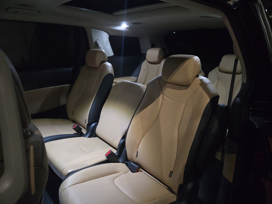 Kia Carnival 2021 — 3.5 бензин, Full Option