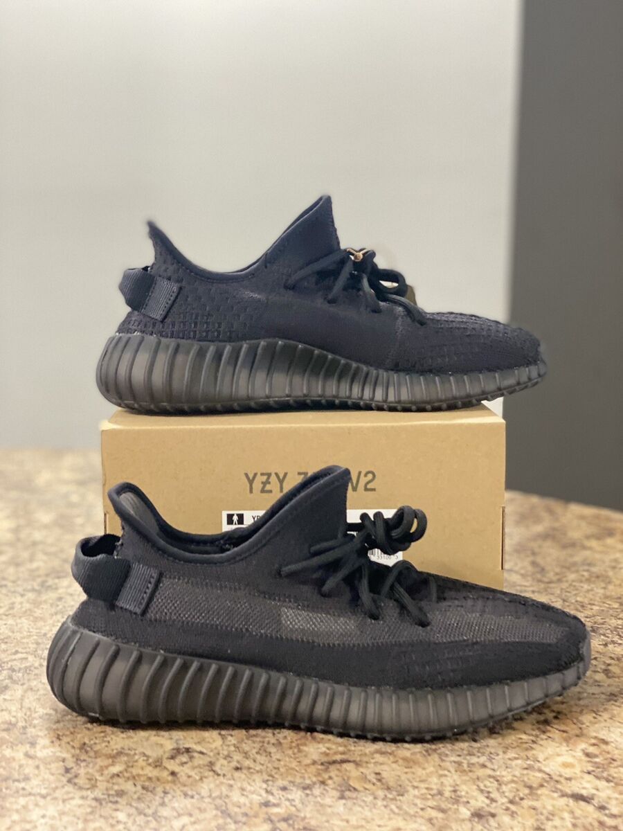 Adidași Onyx V2 Yeezy