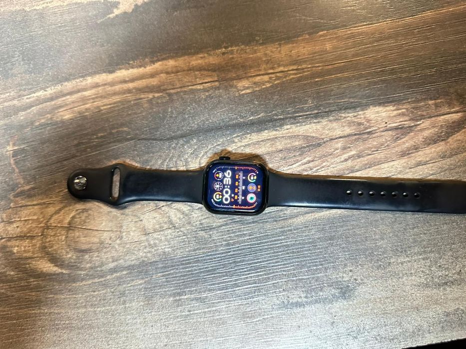 Apple watch почти новый