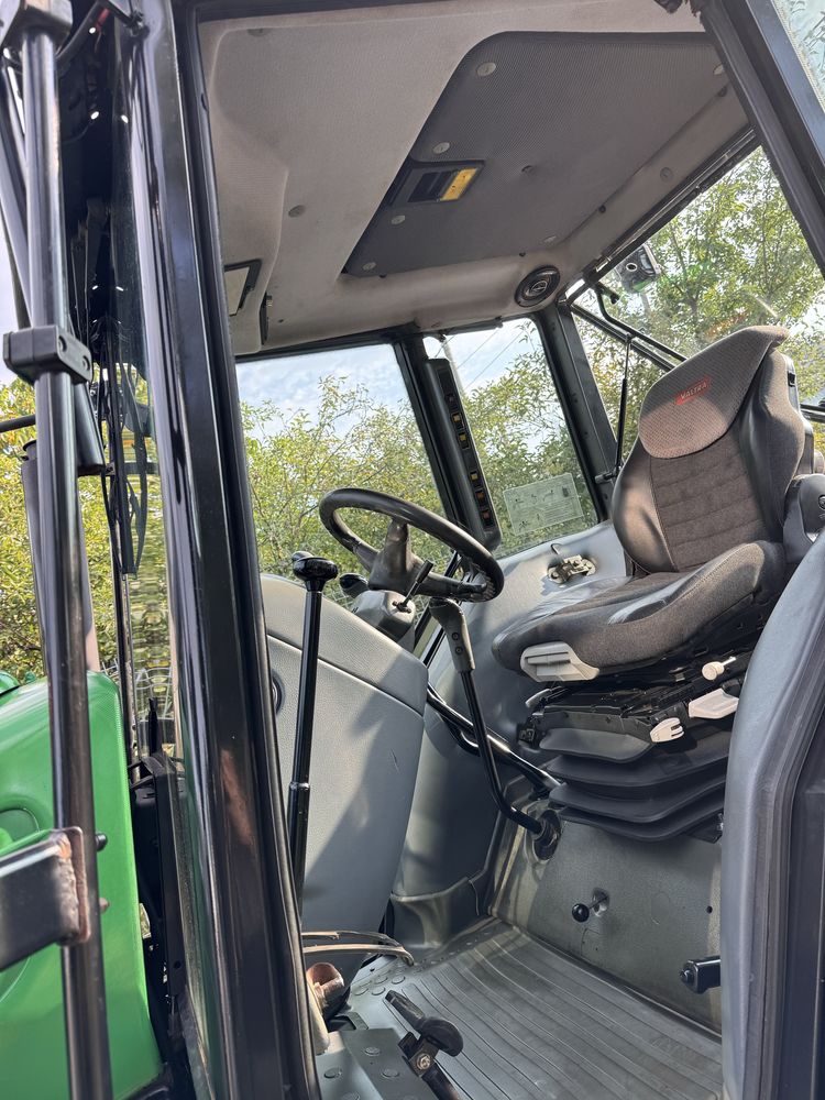 Tractor Valtra A95 Cu Încarcator Frontal