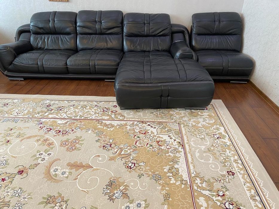 Мебель уголок кожанный